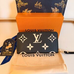 Louis Vuitton Zippy Wallet